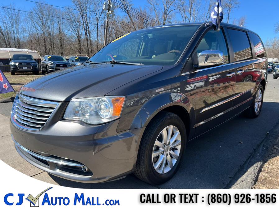 2015 Chrysler Town & Country 4dr Wgn Limited Platinum photo