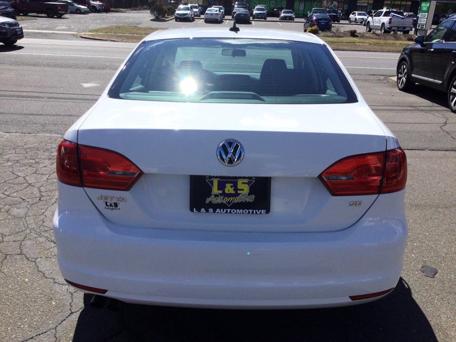 2014 Volkswagen Jetta SE PZEV photo
