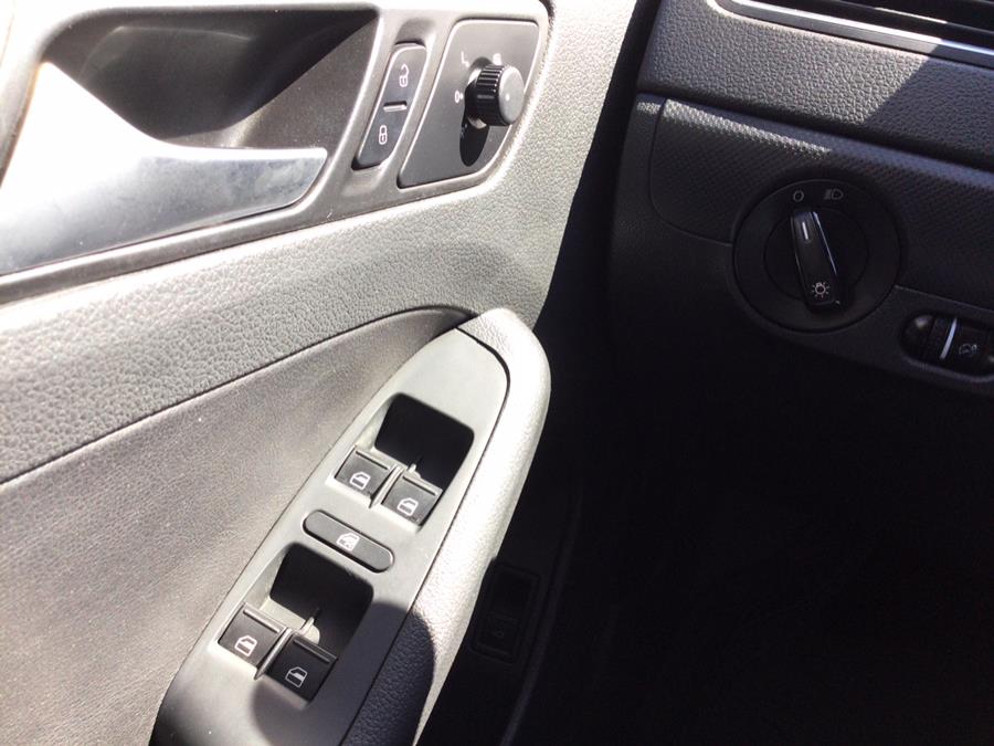 2014 Volkswagen Jetta SE PZEV photo