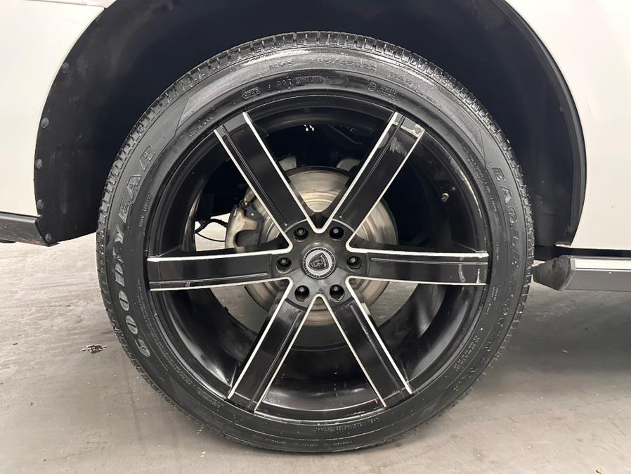 2019 Ford Expedition Limited 4x4 photo