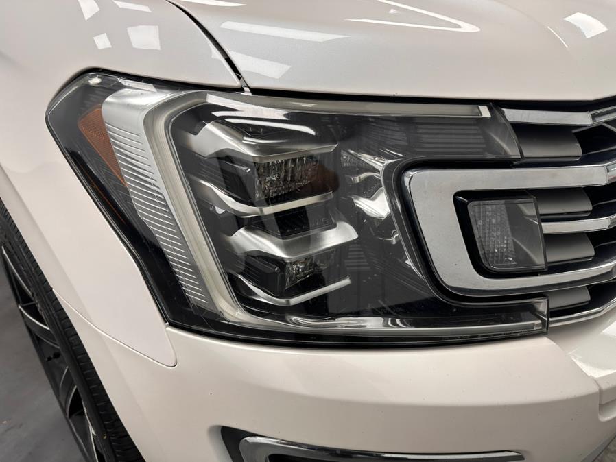 2019 Ford Expedition Limited 4x4 photo