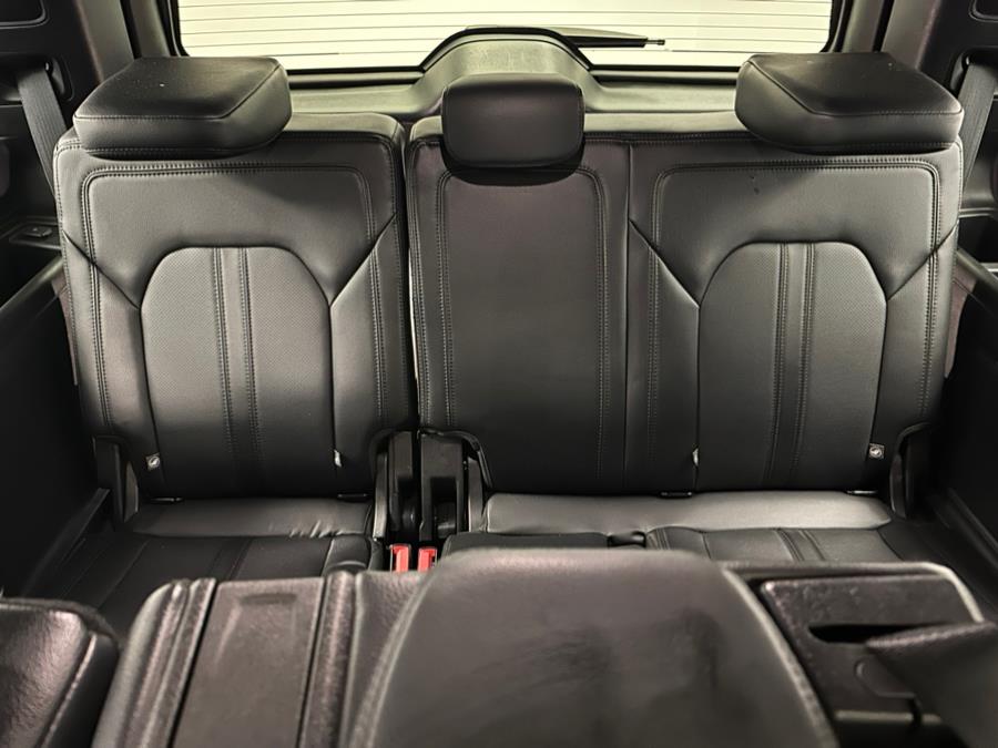 2019 Ford Expedition Limited 4x4 photo
