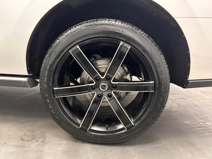 2019 Ford Expedition Limited 4x4 photo