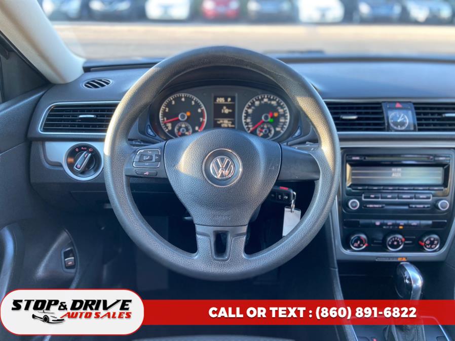 2013 Volkswagen Passat S PZEV photo