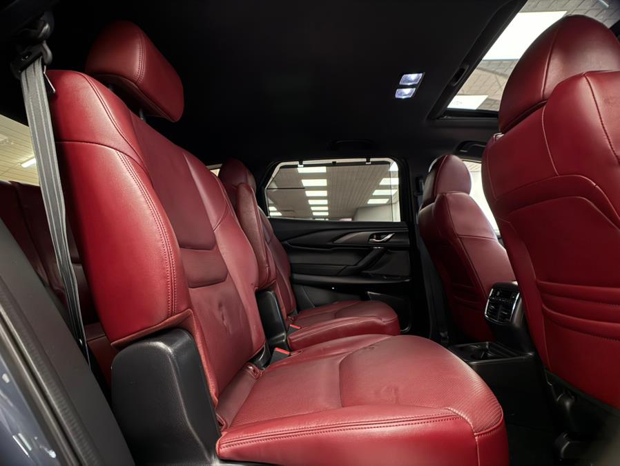 2022 Mazda CX-9 Carbon Edition AWD photo