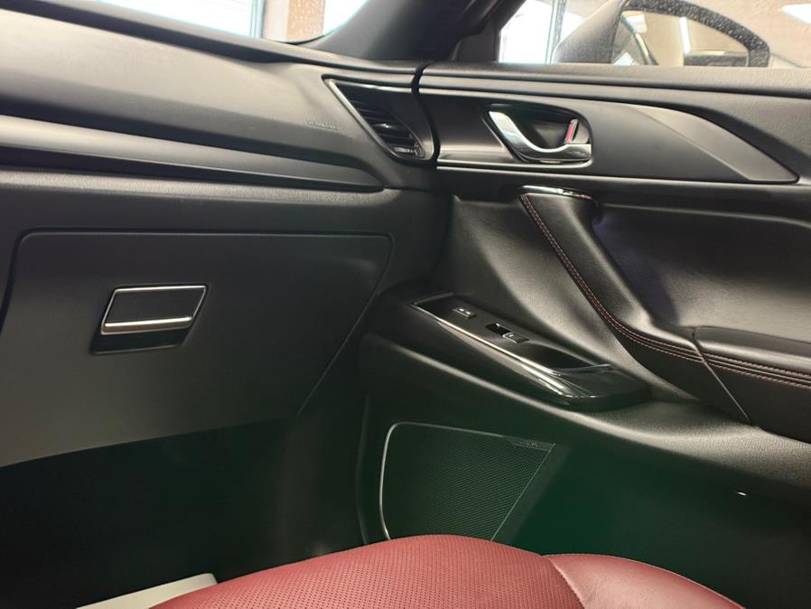2022 Mazda CX-9 Carbon Edition AWD photo