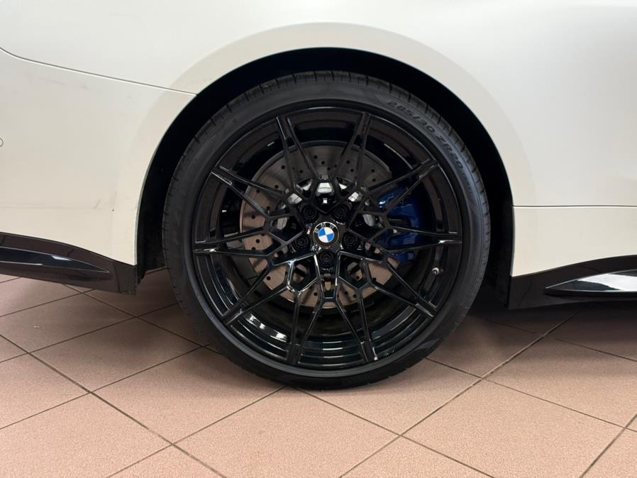 2021 BMW M4 Coupe photo