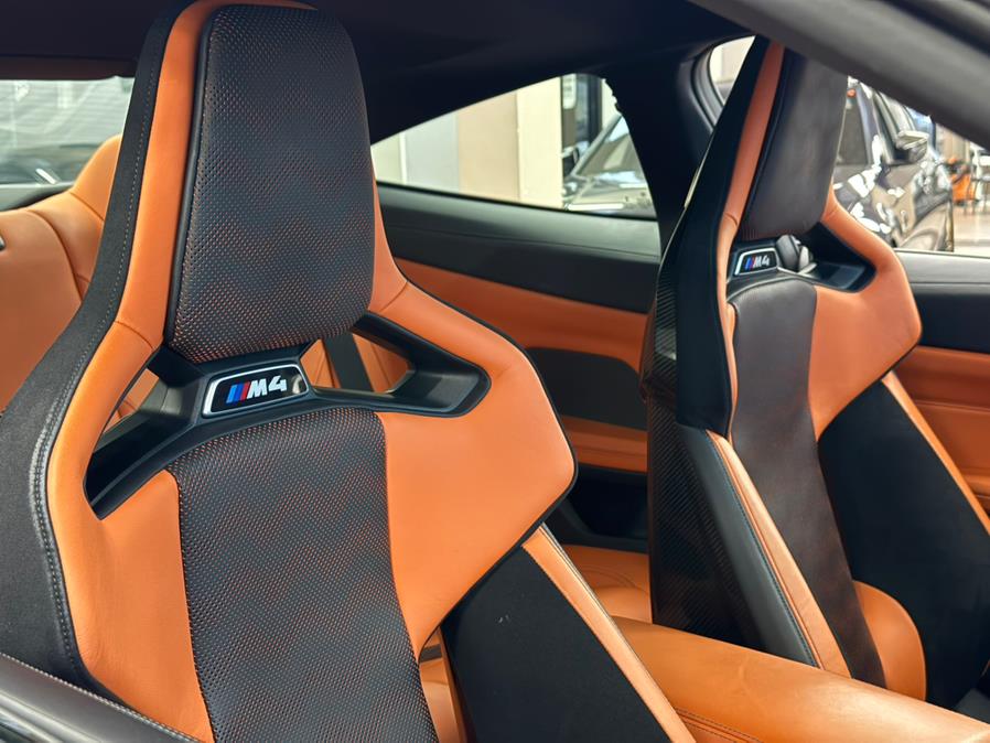 2021 BMW M4 Coupe photo