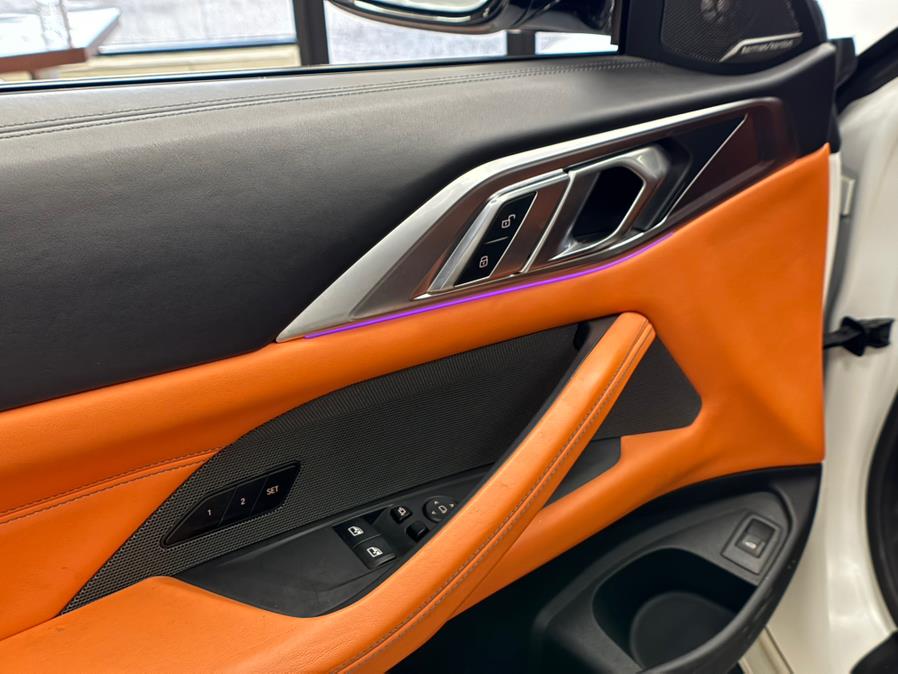 2021 BMW M4 Coupe photo