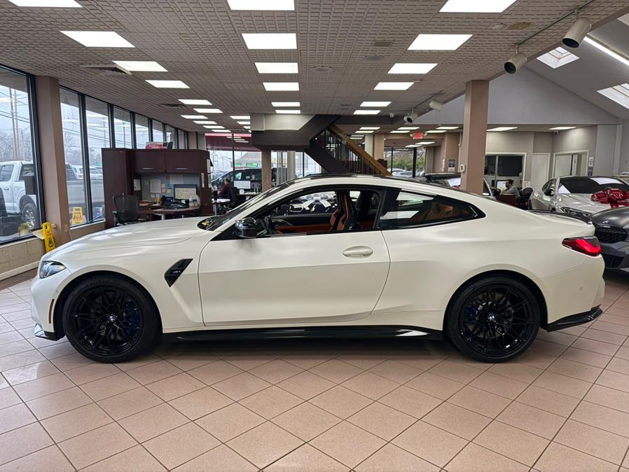 2021 BMW M4 Coupe photo