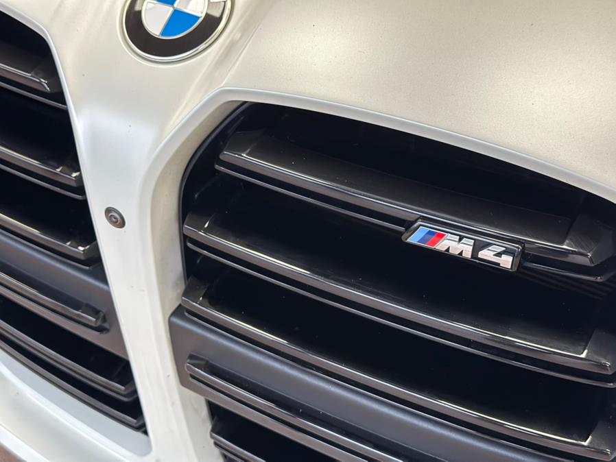 2021 BMW M4 Coupe photo