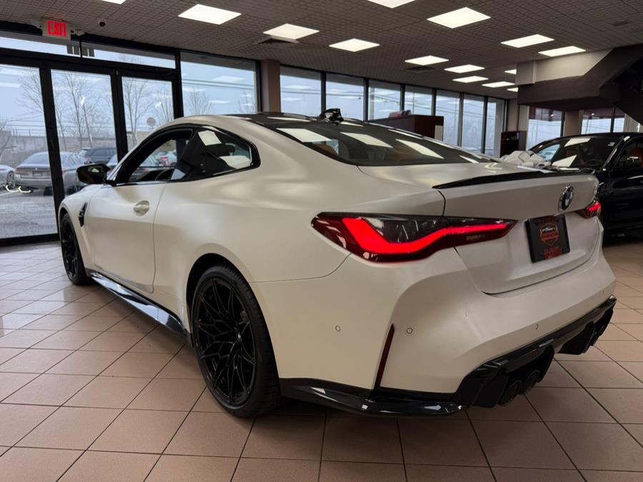 2021 BMW M4 Coupe photo