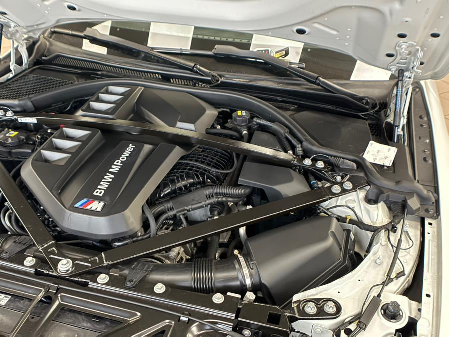 2021 BMW M4 Coupe photo