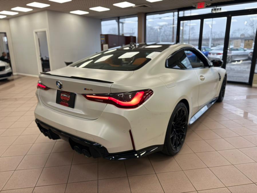 2021 BMW M4 Coupe photo