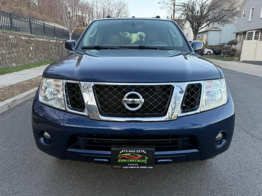 2012 Nissan Pathfinder S photo