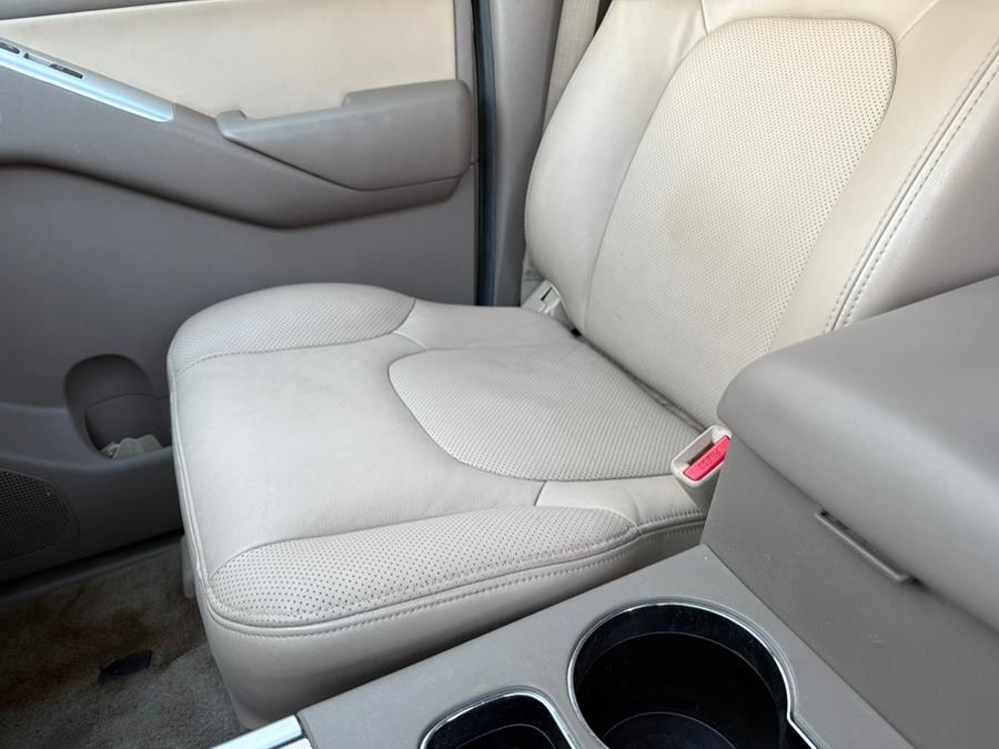 2012 Nissan Pathfinder S photo