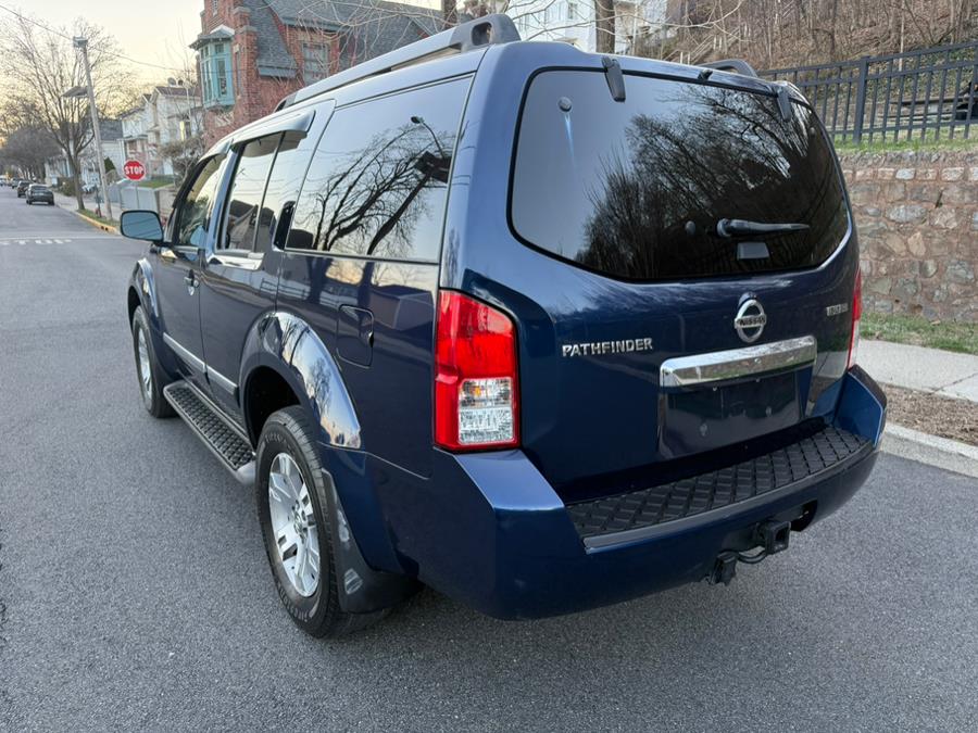 2012 Nissan Pathfinder S photo