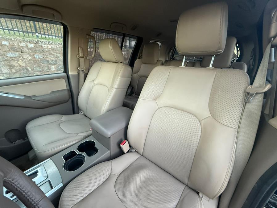 2012 Nissan Pathfinder S photo