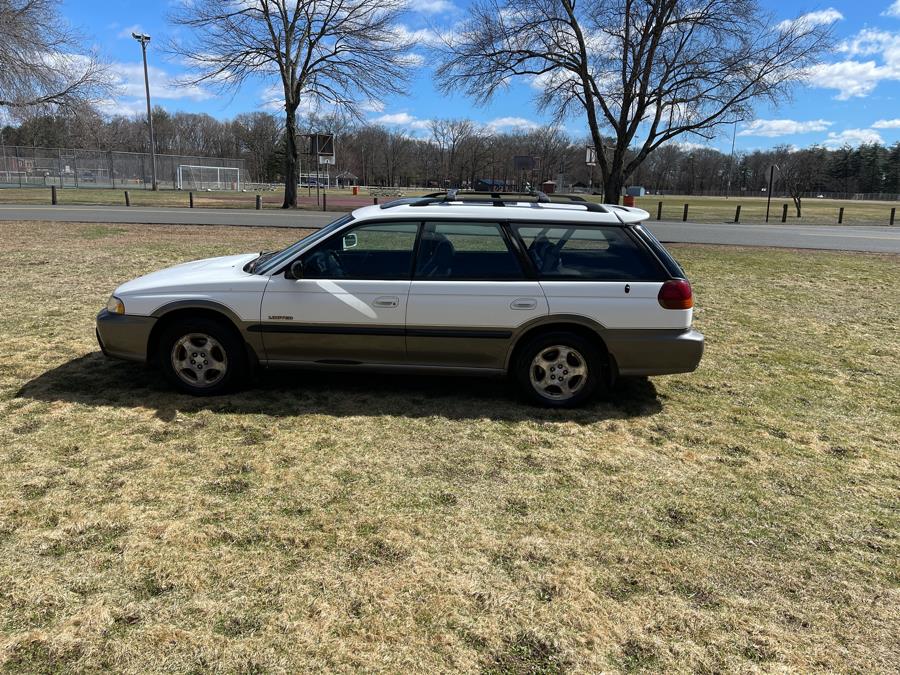 1998 Subaru Legacy Outback photo