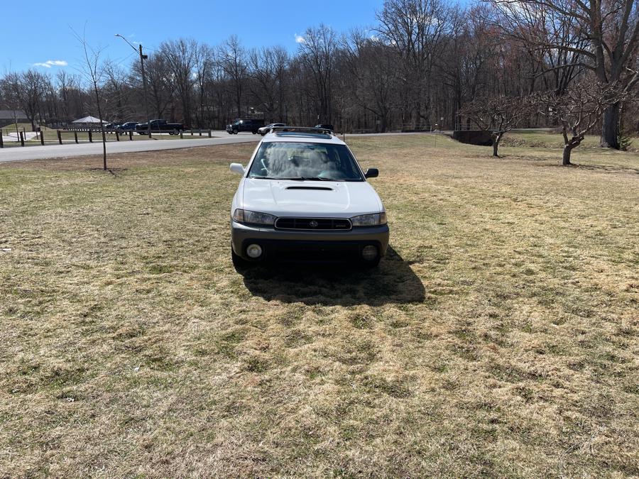 1998 Subaru Legacy Outback photo