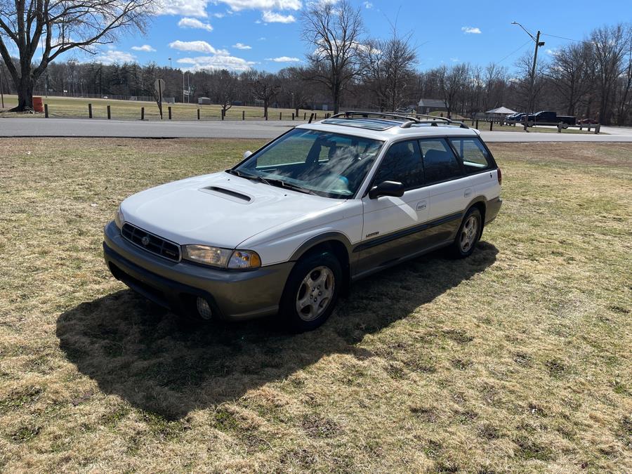 1998 Subaru Legacy Outback photo