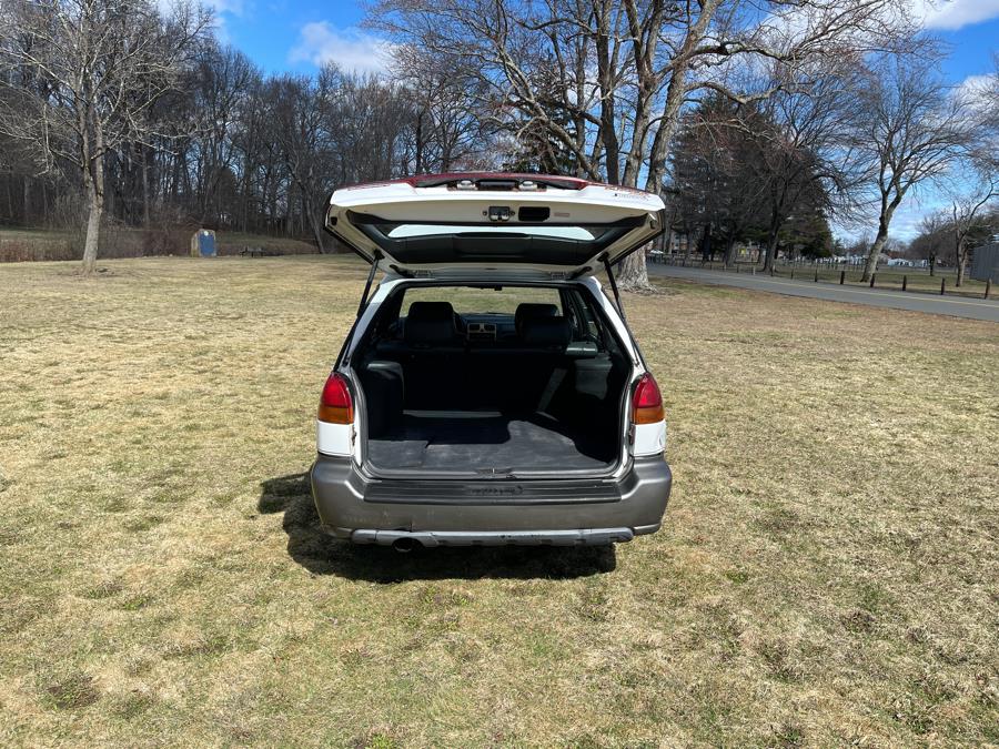 1998 Subaru Legacy Outback photo