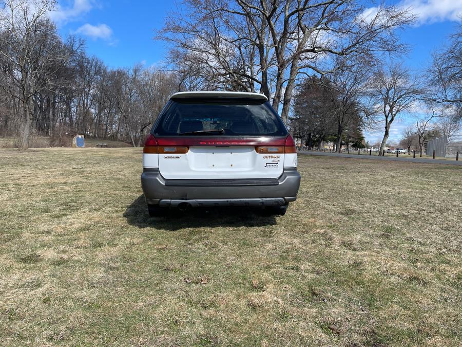 1998 Subaru Legacy Outback photo