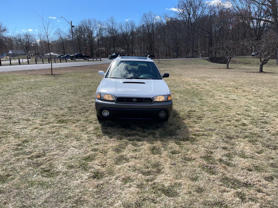 1998 Subaru Legacy Outback photo