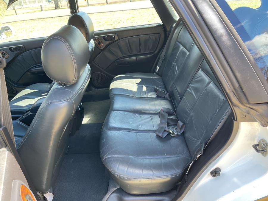 1998 Subaru Legacy Outback photo