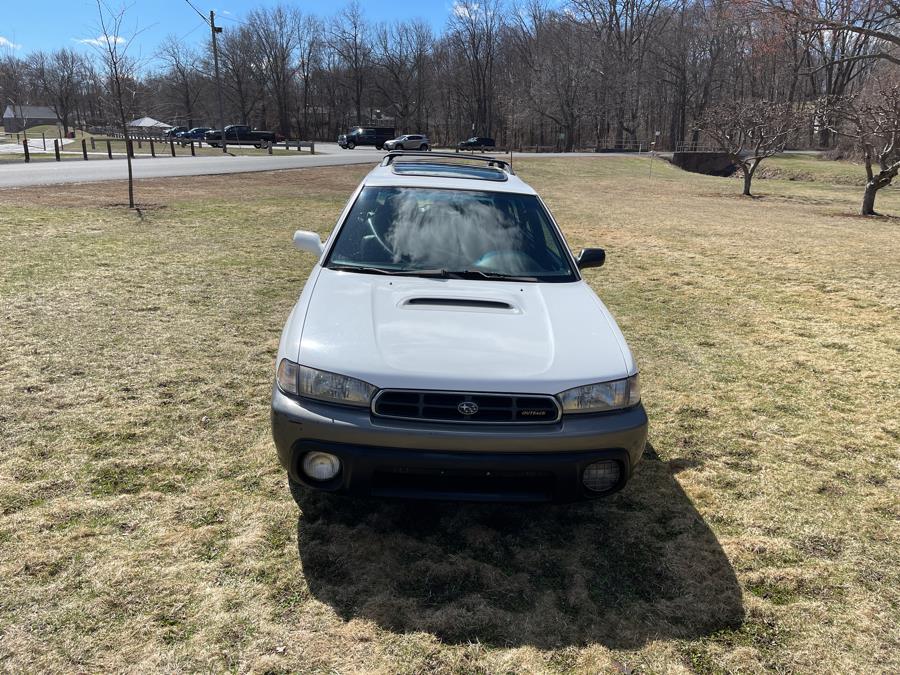 1998 Subaru Legacy Outback photo