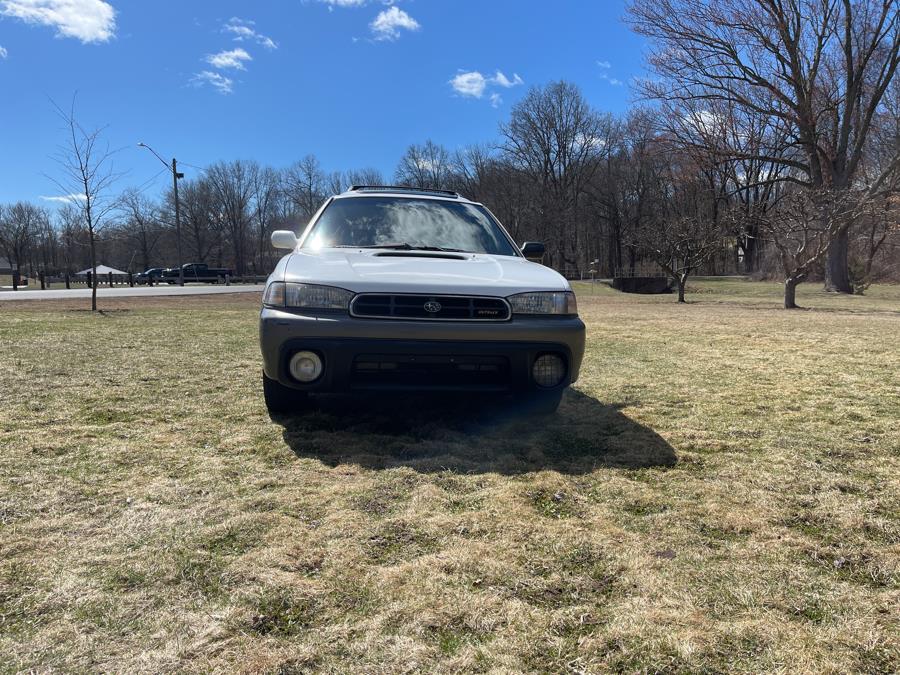 1998 Subaru Legacy Outback photo
