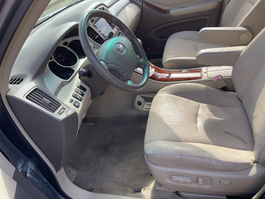 2005 Toyota Highlander photo