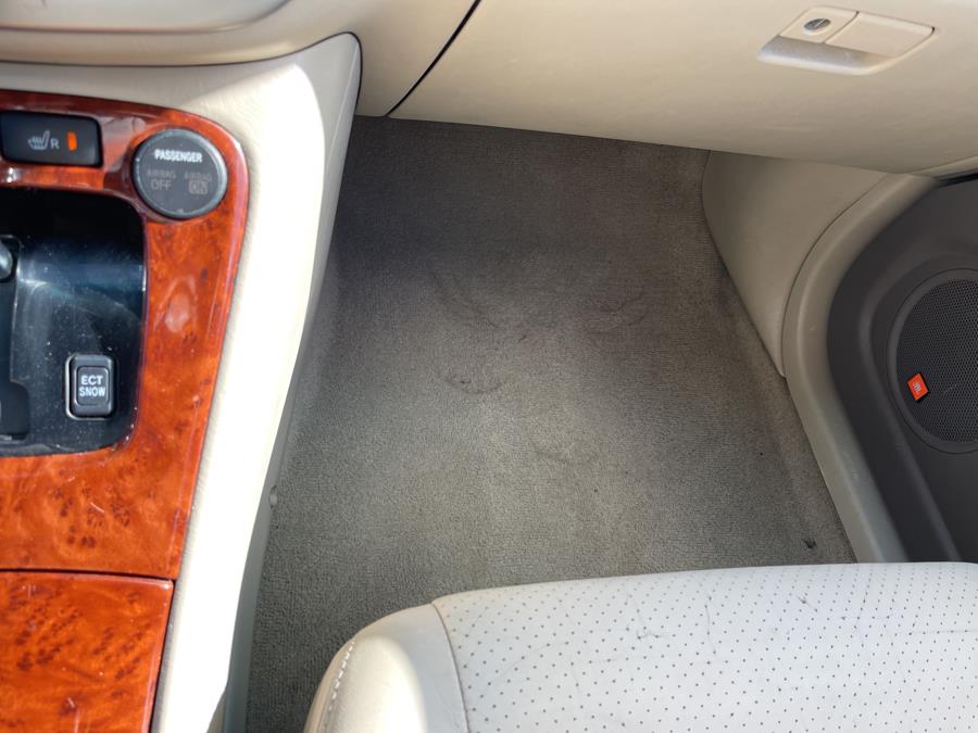 2005 Toyota Highlander photo