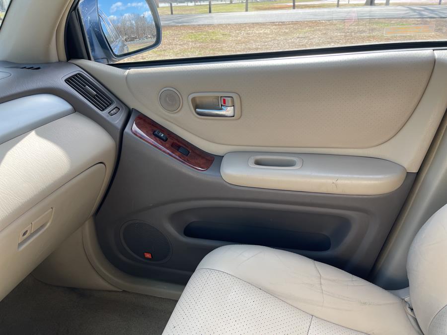 2005 Toyota Highlander photo
