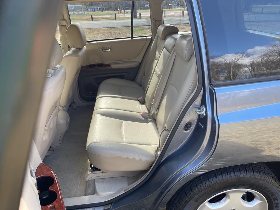 2005 Toyota Highlander photo