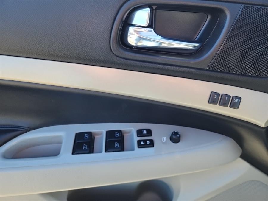 2008 Infiniti G35 x photo