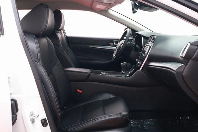 2023 Nissan Maxima SV photo