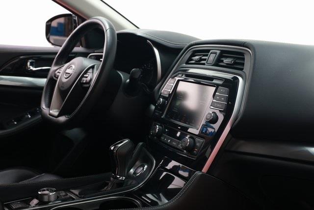 2023 Nissan Maxima SV photo