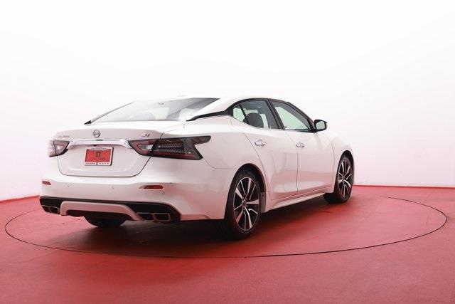 2023 Nissan Maxima SV photo