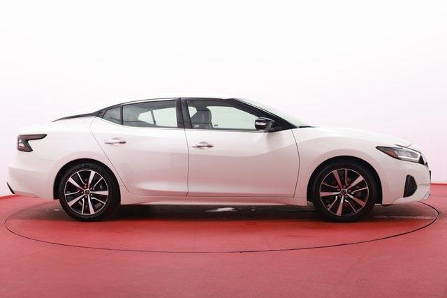 2023 Nissan Maxima SV photo