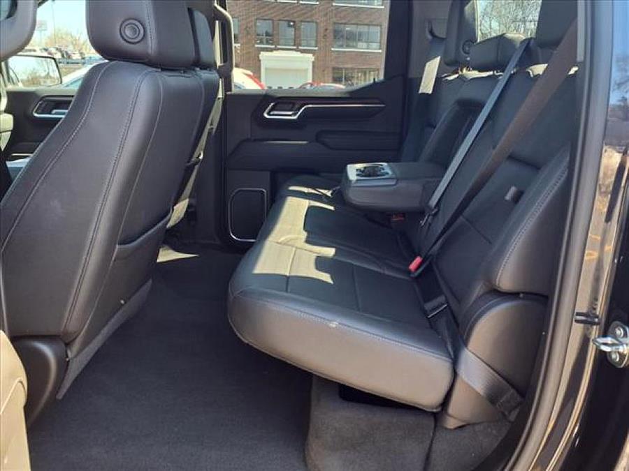 2022 GMC Sierra 1500 SLT photo