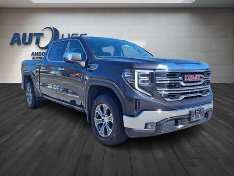 2022 GMC Sierra 1500 SLT photo