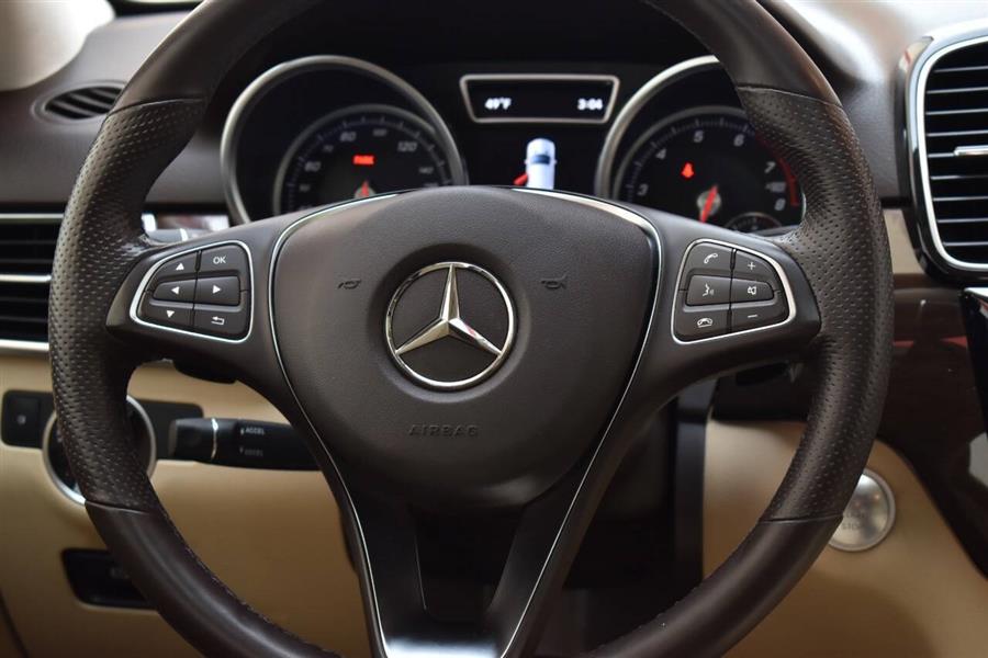 2019 Mercedes-Benz GLE GLE 400 4MATIC AWD 4dr SUV photo