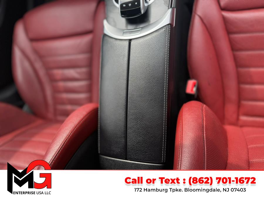 2015 Mercedes-Benz C-Class 4dr Sdn C 300 Sport 4MATIC photo