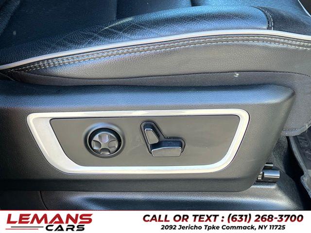 2020 RAM 1500 Laramie photo