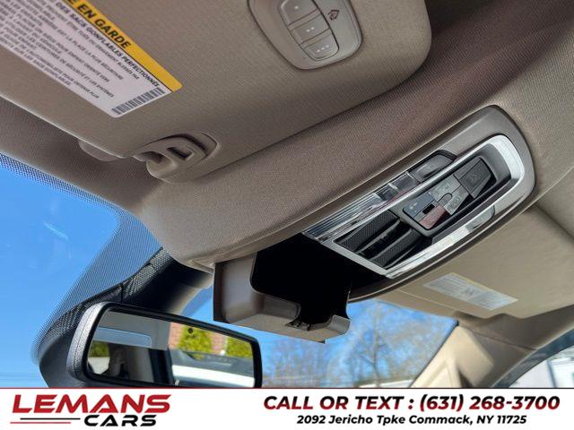 2020 RAM 1500 Laramie photo