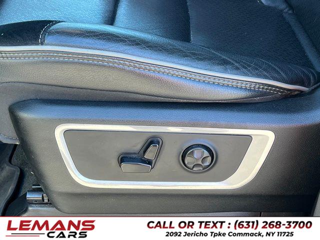 2020 RAM 1500 Laramie photo