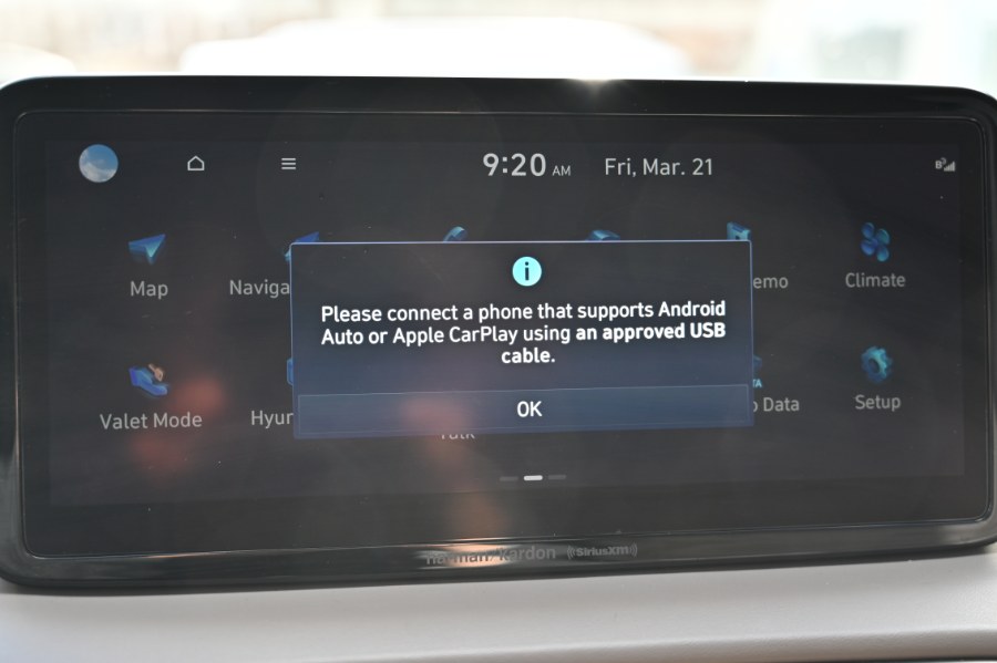 2023 Hyundai Santa Fe SEL AWD photo