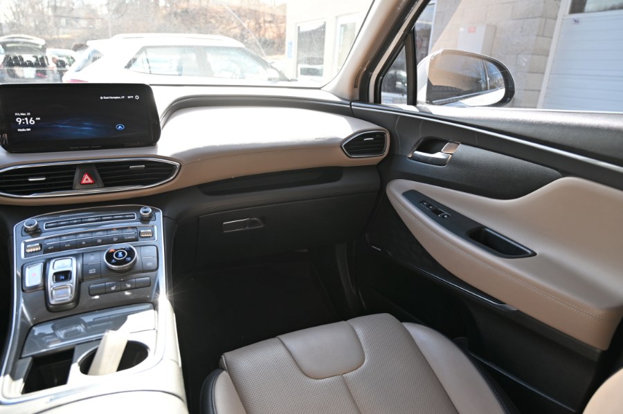 2023 Hyundai Santa Fe SEL AWD photo