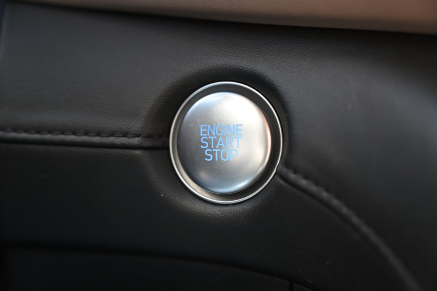 2023 Hyundai Santa Fe SEL AWD photo